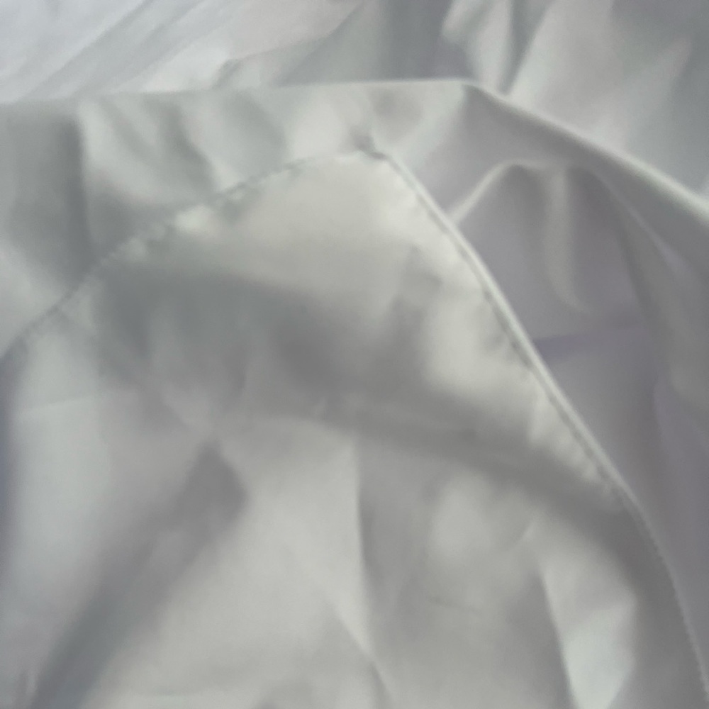 2 White Rectangle Table Cloths of 90 x 132 Inch for 8 Foot Rectangle. - Picture 8 of 9